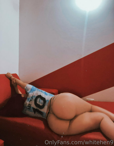 White Hen onlyfans desnuda