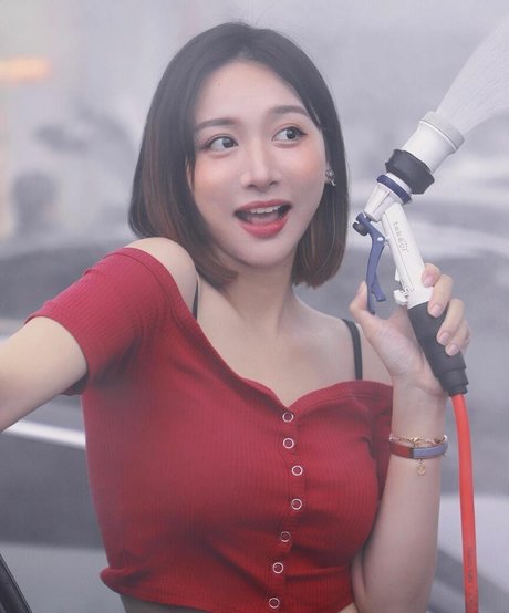 Inshy onlyfans model photo