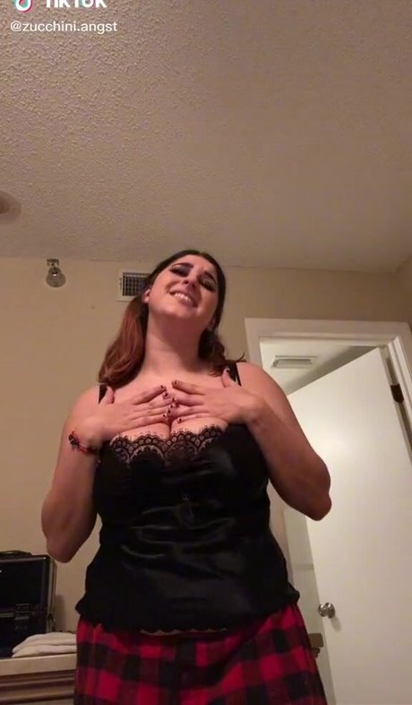 Zucchini onlyfans mega