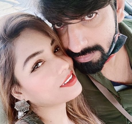 Zoya Rathore onlyfans sextape