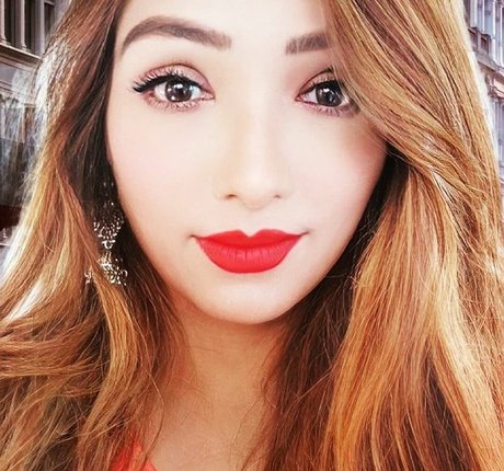 Zoya Rathore onlyfans nude