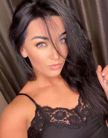 Zuzu Sweet porn onlyfans