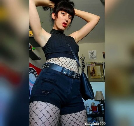 ZuzuFlowers leaked nude onlyfans