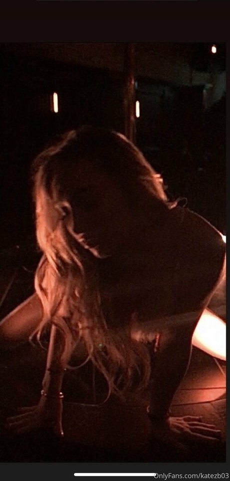 Katezb03 xxx only fans