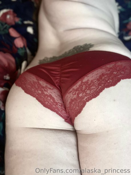 Alaska Princess onlyfans leaked tits