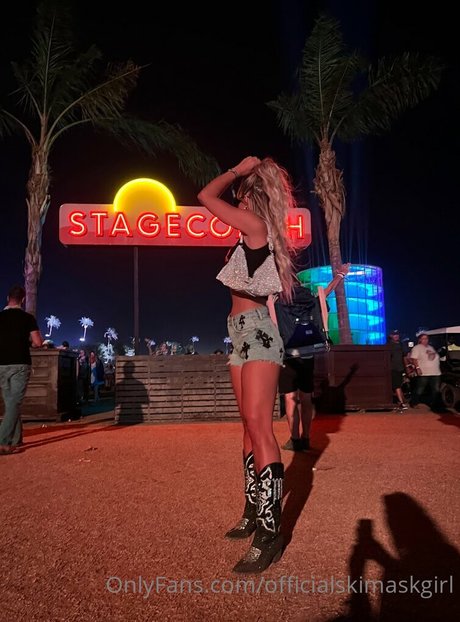 Briana Armbruster_ Profile pic