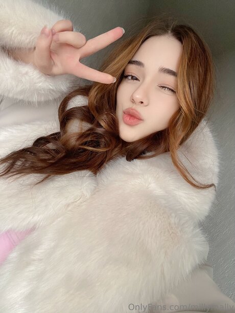 Millymally onlyfans strip tease