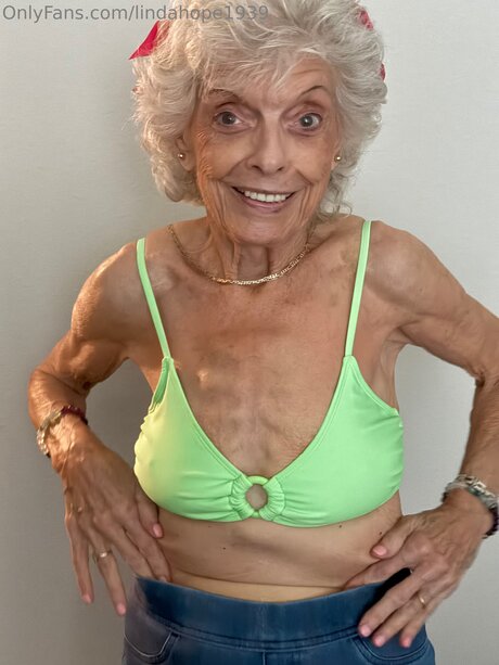 Lindahope1939 onlyfans leams