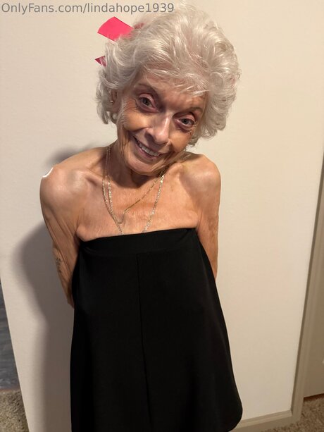Lindahope1939 nude onlyfans leaks