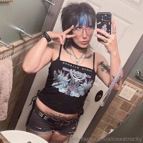 Alicexatrocity onlyfans x