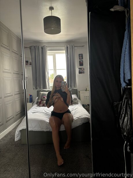 Yourgirlfriendcourtney onlyfans free