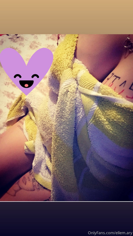 Ellem Ary leaked nude onlyfans