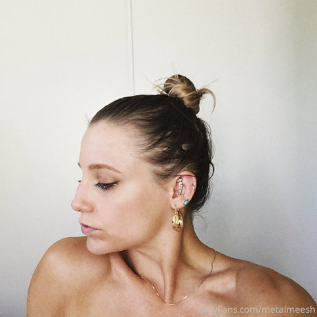 Meesh desnuda onlyfans