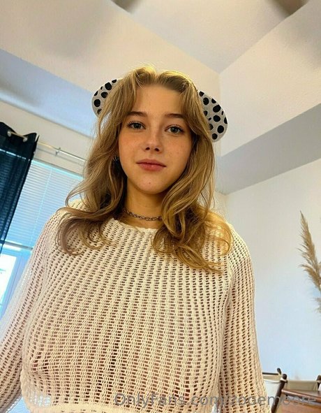 zooemoore leaked onlyfans nude