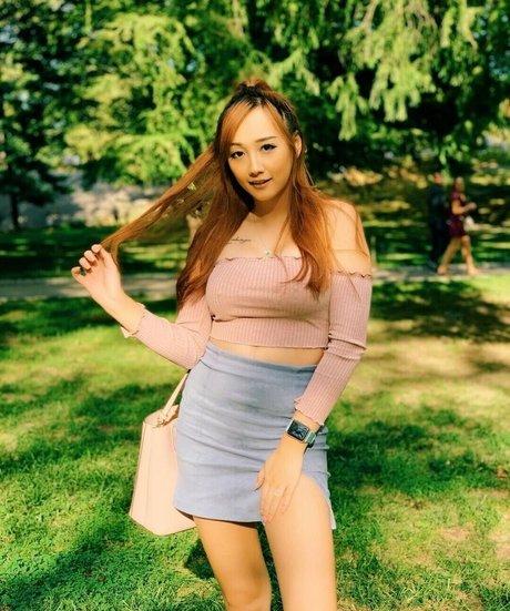 Zoey Lee Profile pic