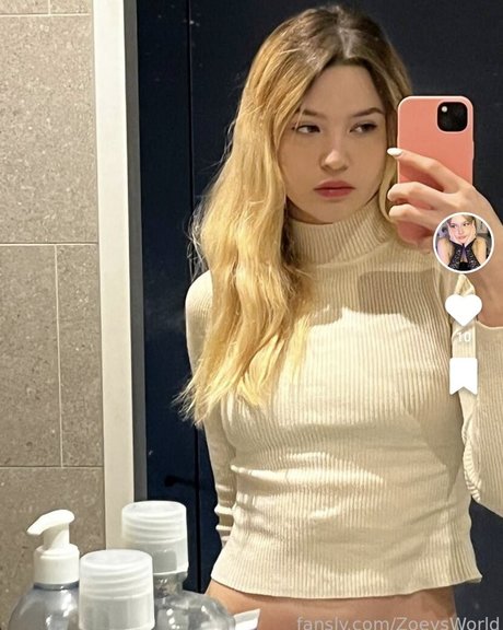 Zoeysworld nude on onlyfans