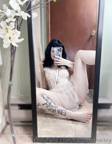 Hauntedhailey onlyfans sex leak