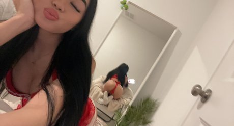 Lllliilyy onlyfans leaked