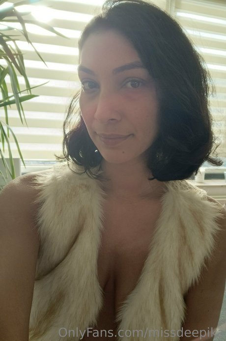Missdeepika_ onlyfans nudes leak