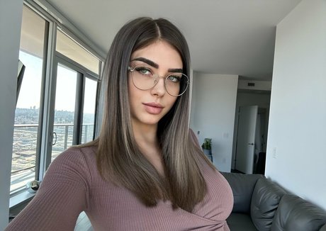 Misskloesmith onlyfans leajs