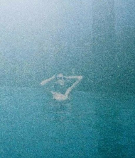 Zoey Deutch Profile pic