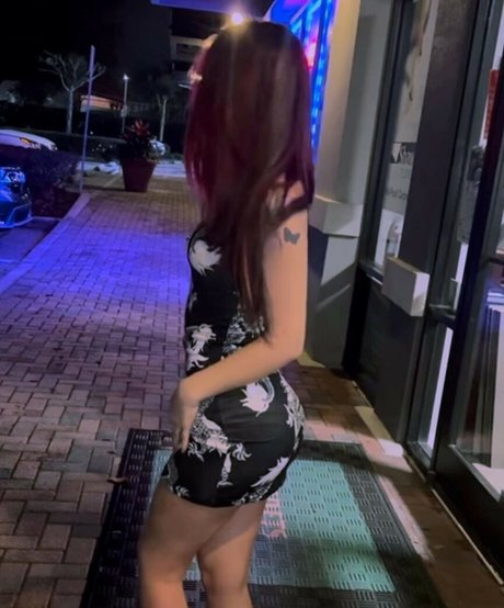 zoeycyberr onlyfans leak sex