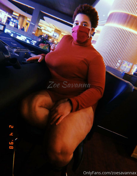 zoesavannax onlyfans nudes leaked