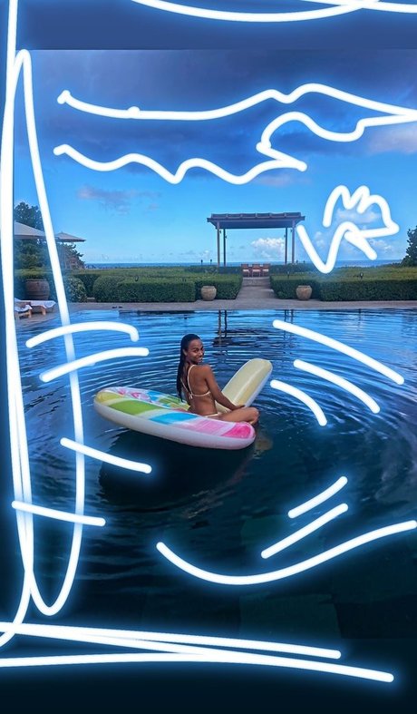 Zoe Saldana onlyfans joi