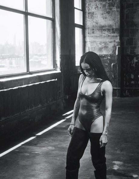 Zoe Kravitz onlyfans leak