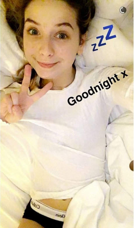 Zoe Sugg nude onlyfans