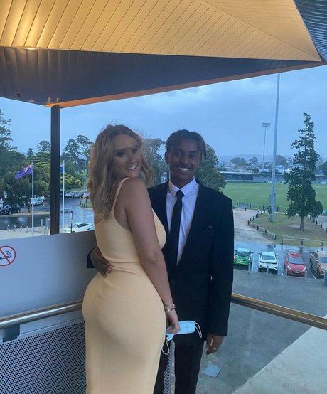 sexy redhead onlyfans art naked shot