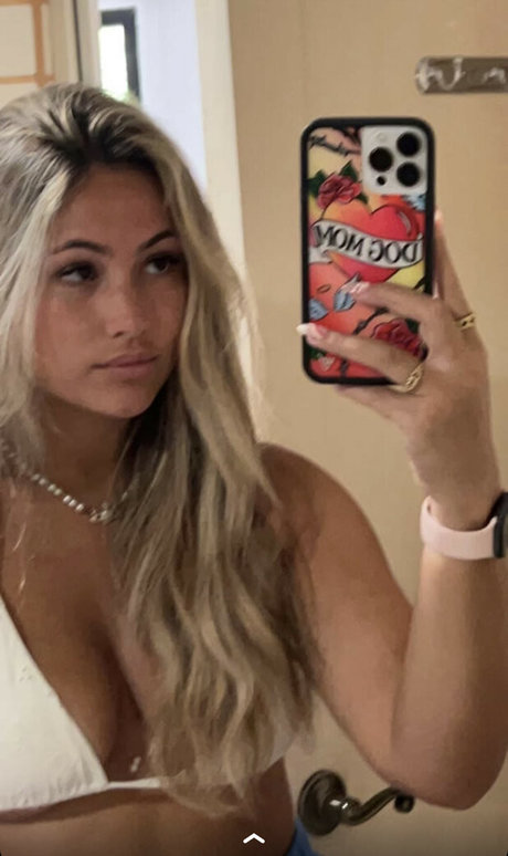 Zoe Ferguson onlyfans leaks porn