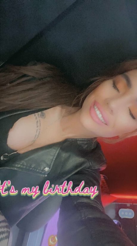 zoee12 leaks only fans