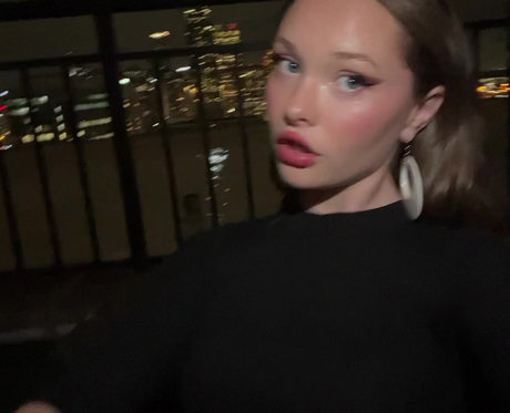 Zoe Colletti nude onlyfans