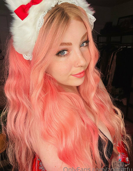 ZoeCatfu onlyfans model photo