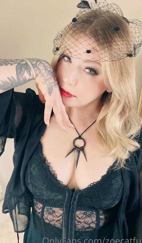 ZoeCatfu only fans pics