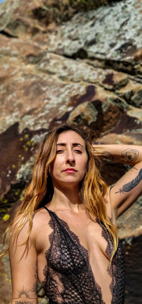 zoebytheriverfree new onlyfans