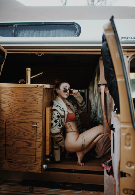 zoebytheriverfree onlyfans full