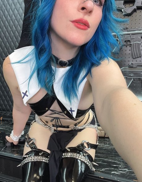 zerggiee onlyfans boobs