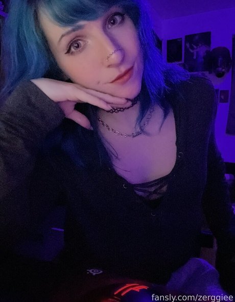 zerggiee onlyfans nude pictures