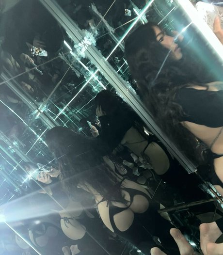 _estherng onlyfans nude content