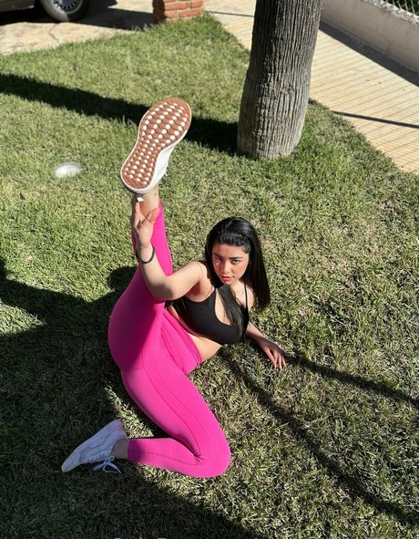 oliviawildofficial porn onlyfans leak