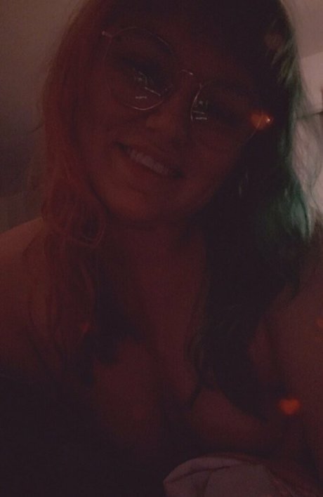 peachykeenstine22 porn onlyfans leaks