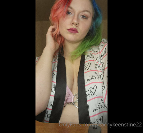 peachykeenstine22 nudes onlyfans leaks