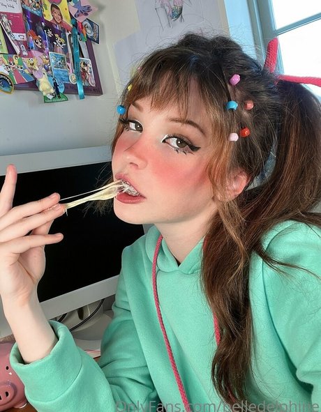 Belle Delphine Profile pic