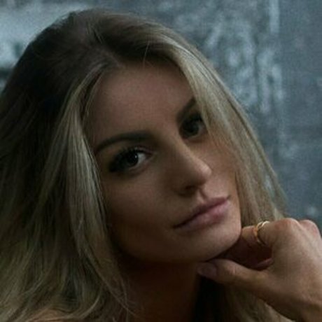 itsyagirldeemarie onlyfans porn