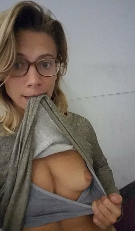 goddesslailadelight nudes only fans