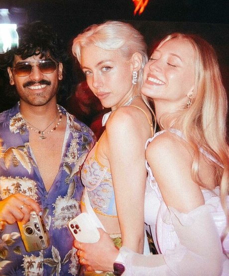 Sophia Diamond nudes only fans