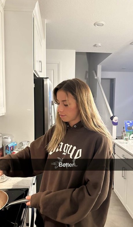 Sadie Mckenna nude leak onlyfans