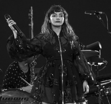 Lauren Mayberry onlyfans uncensored